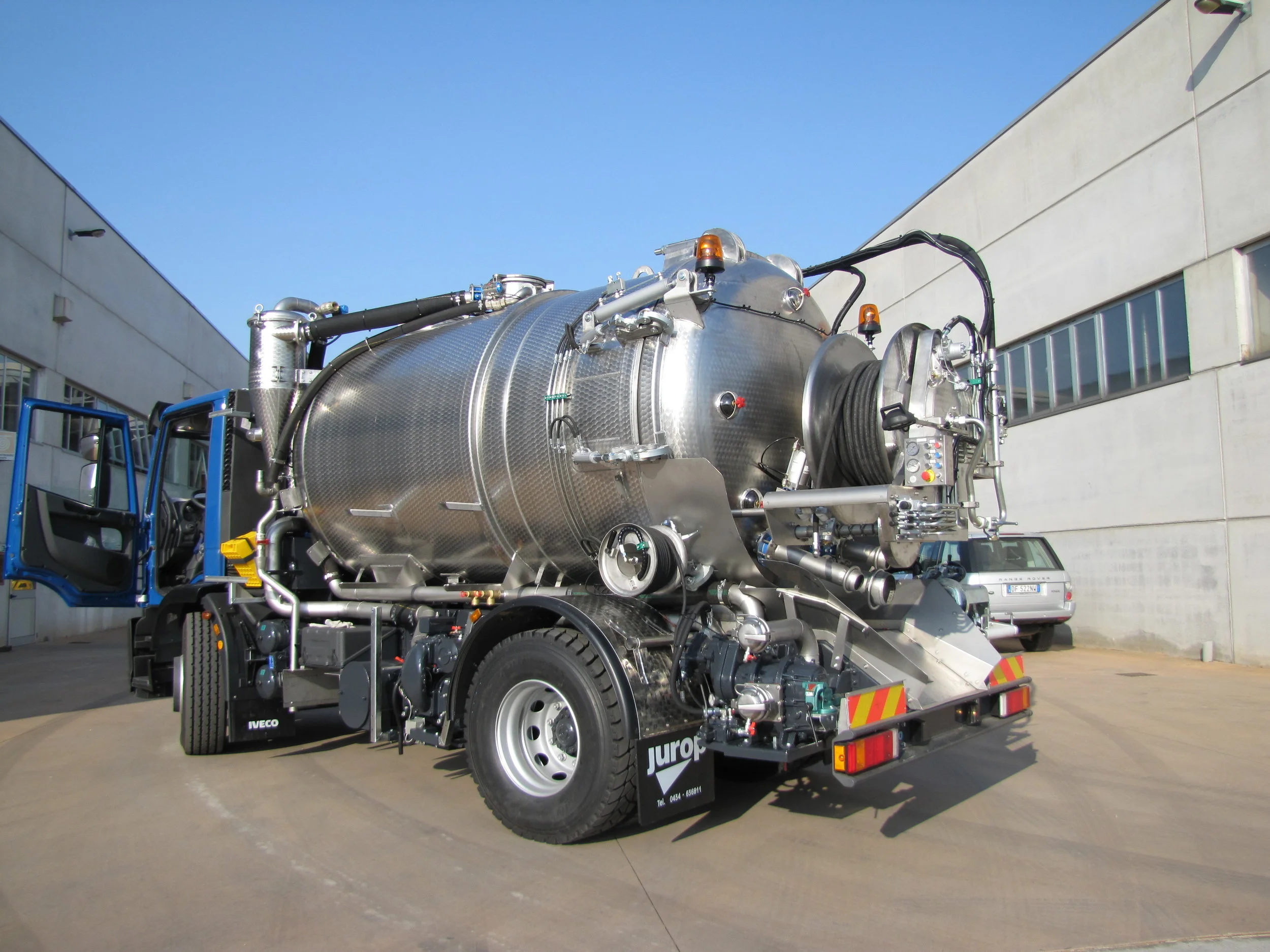 66.0.VL14 IDR Comm.2322.jpg