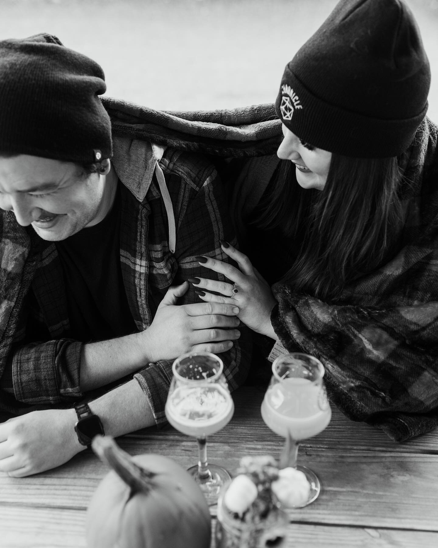 Engagement season is comingggggg 🌸 anyone who waited for Spring or early Summer, we&rsquo;re so close. So so close. 

Engagement sesh idea #392937 - hit up your fav brewery (cheers, @chroniclebrewery) and then go for a little stroll. Bonus points if