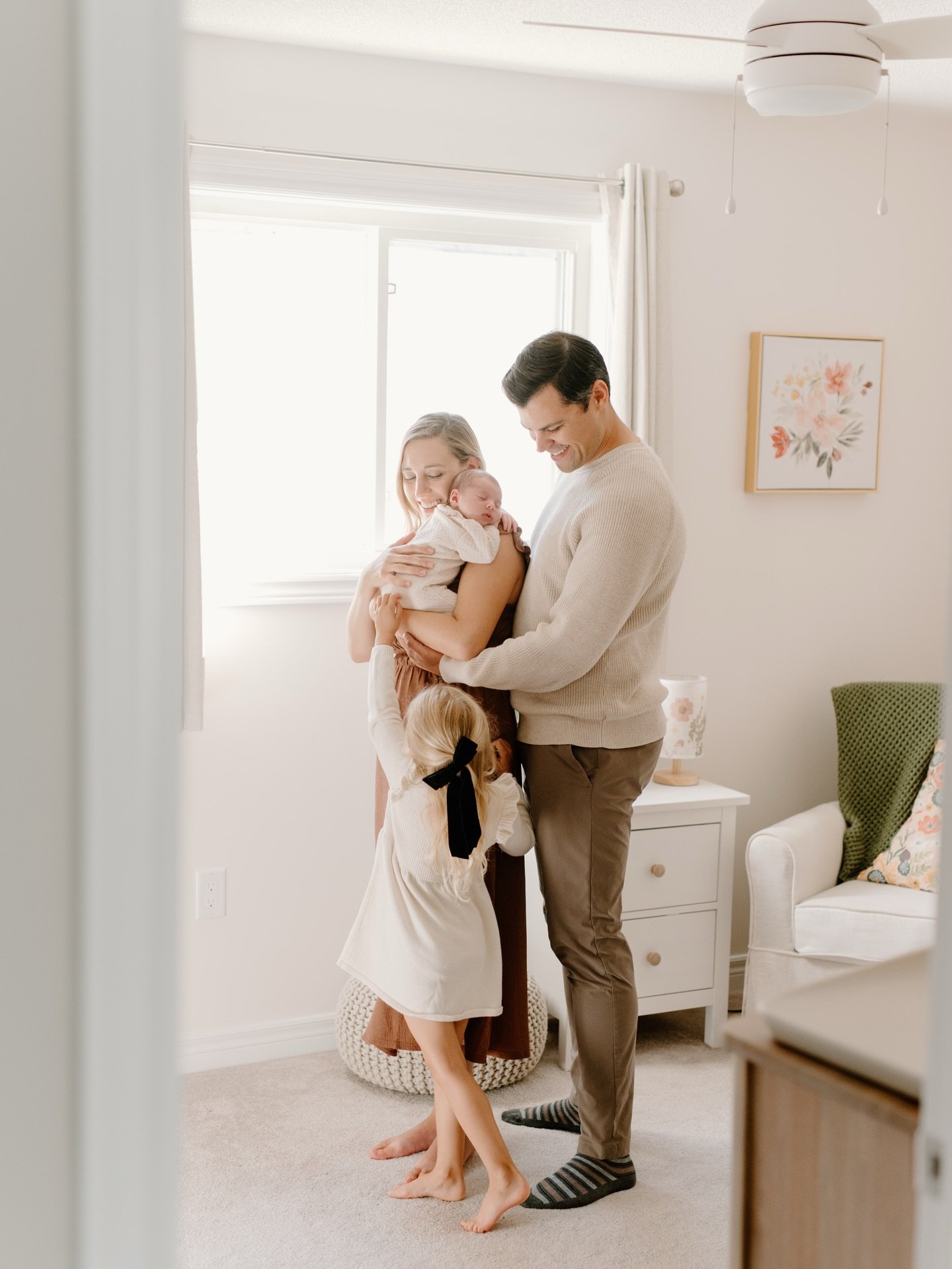 Fun fact, my love of bows has increased 200% having spent time with Jenn. 🎀 Sweet baby Kenna, you are so loved.

// #torontonewbornphotographer #bowmanvillefamilyphotographer #whitbynewbornphotographer #newbornphotoshootinspo #familysessioninspo