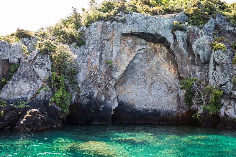 lake-taupo-maori-rock-carvings-cruise-new-zeland-summer-beach-travel-tourism-amalia-bastos-photography.jpg