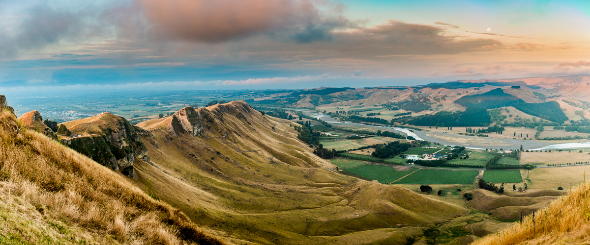 panorama-te-mata-peak-sunset-sky-amalia-bastos-new-zealand-north-island-travel.jpg