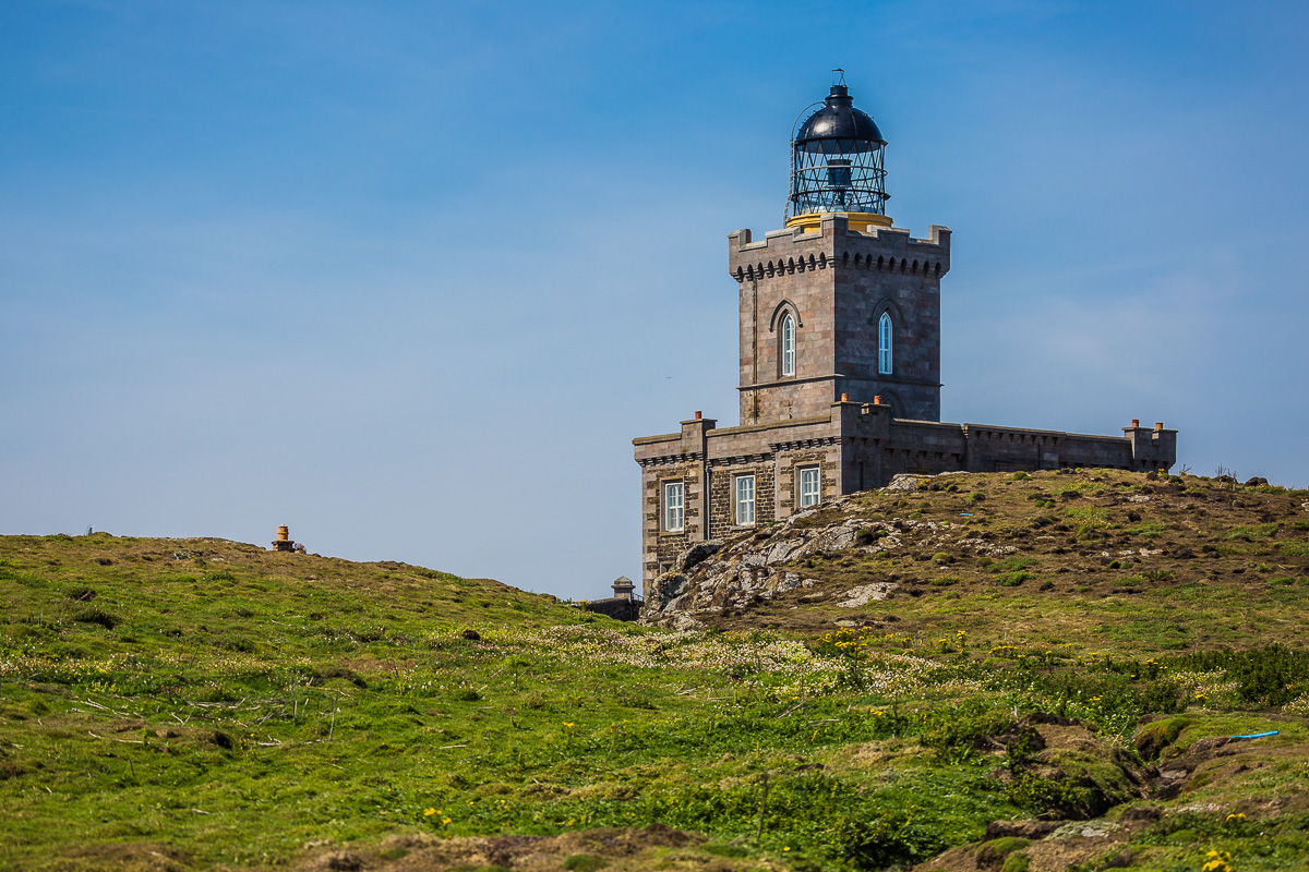 lighthouse-isle-of-may-scotland-st-andrews-UK-landscape-island-wildlife-sighting-travel-trip-tourism.jpg