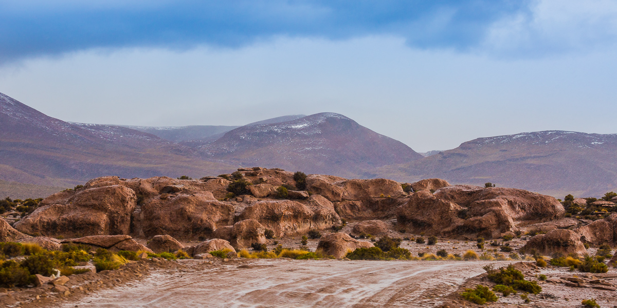 valle-de-las-rocas-road-travel-4x4-roadtrip-south-america-bolivia-uyuni-siloli-desert-drive-four-wheel-adventure-photographer.jpg