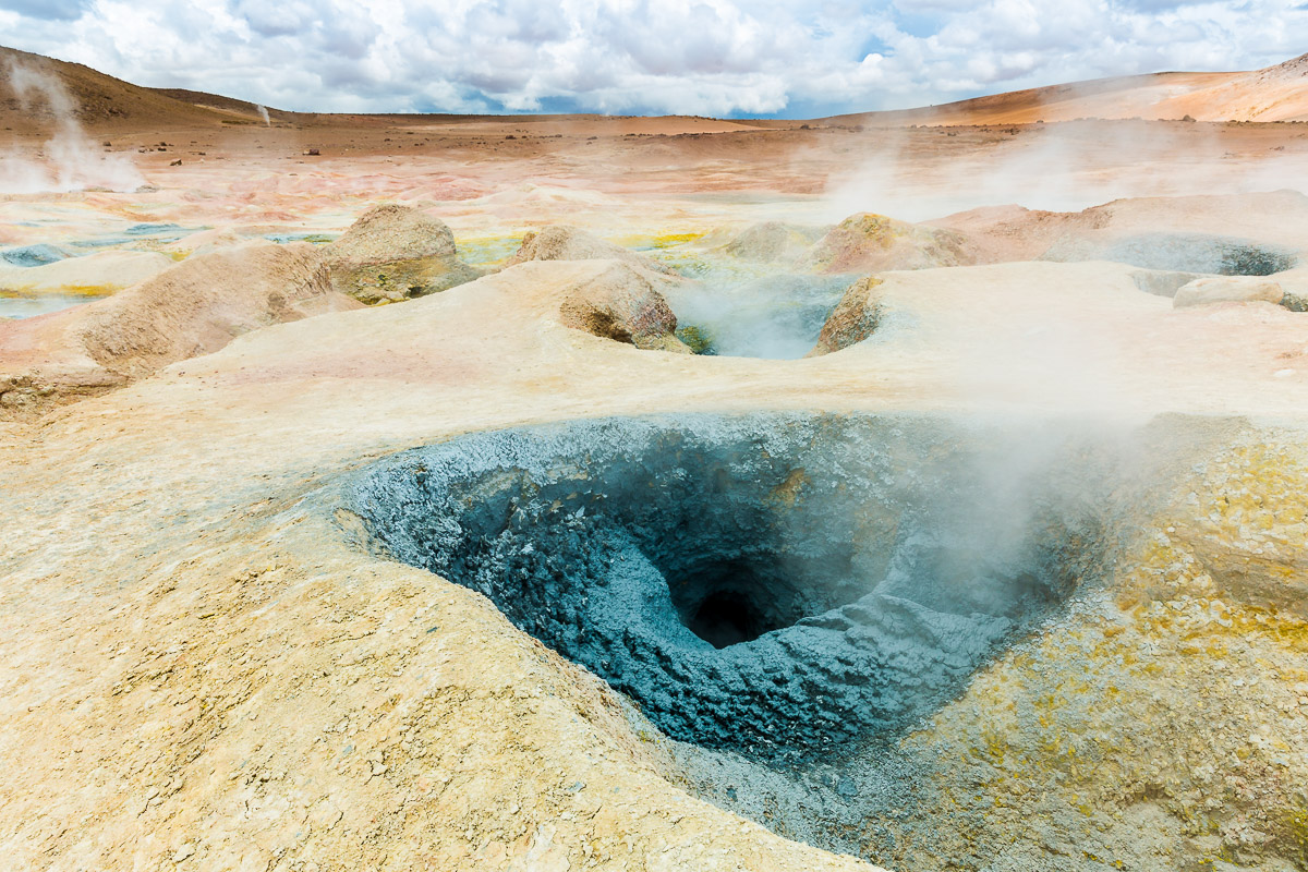 geothermal-activity-geyser-bolivia-sol-de-la-manana-eduardo-avaroa-national-park-reserve-smoke-photographer-travel.jpg