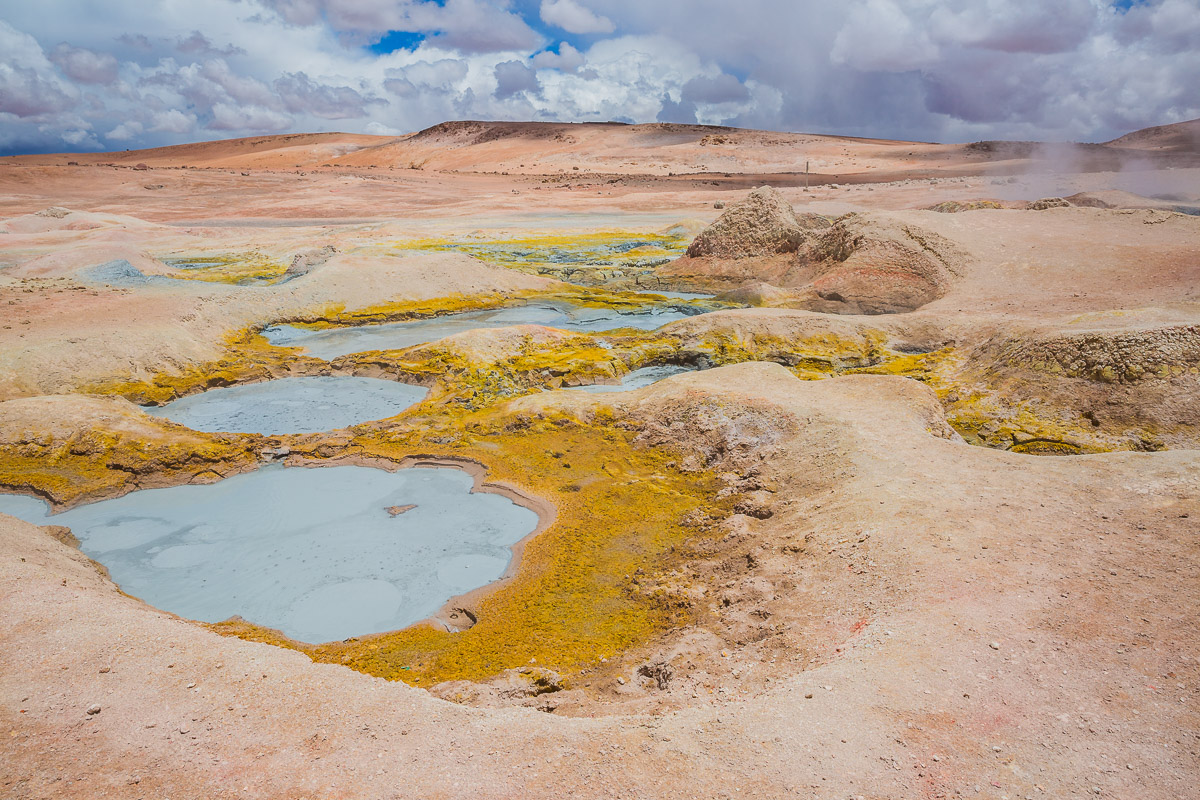 geothermal-activity-siloli-desert-geyser-sol-de-la-manana-photography-bolivia-landscape-sulphur.jpg