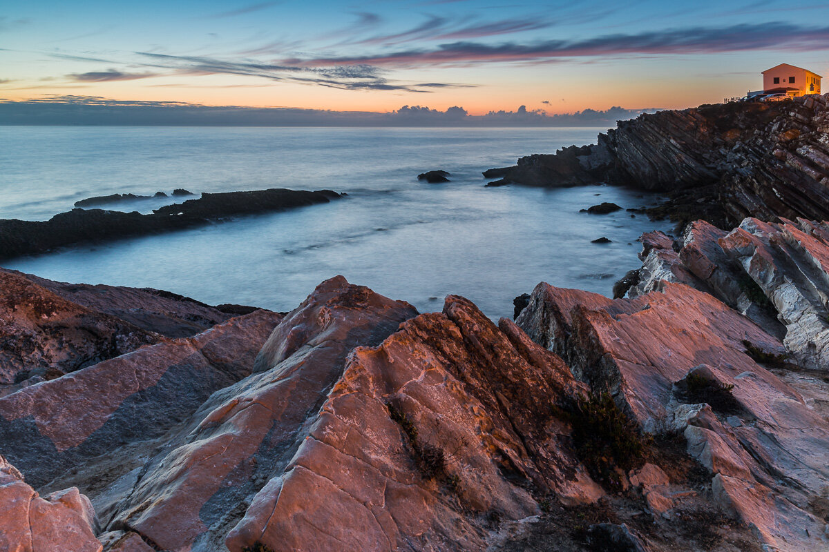 baleal-island-low-sunset-photography-long-exposure-evening-peniche-travel-photographer-portugal.jpg