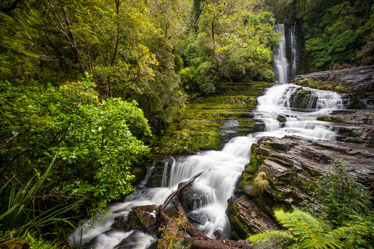 mclean-falls-waterfall-new-zealand-south-island-NZ-roadtrip-travel-amalia-bastos.jpg