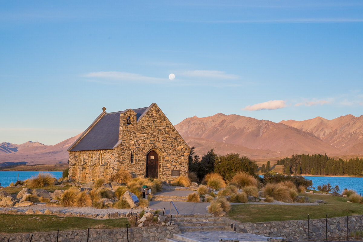 lake-new-zealand-church-of-the-good-shepherd-sunset-moon-south-island-NZ.jpg