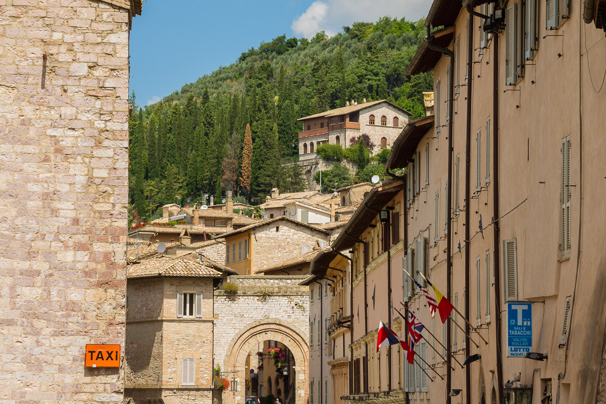 assisi-italy-italian-village-town-europe-EU-travel-umbria-region-countryside.jpg