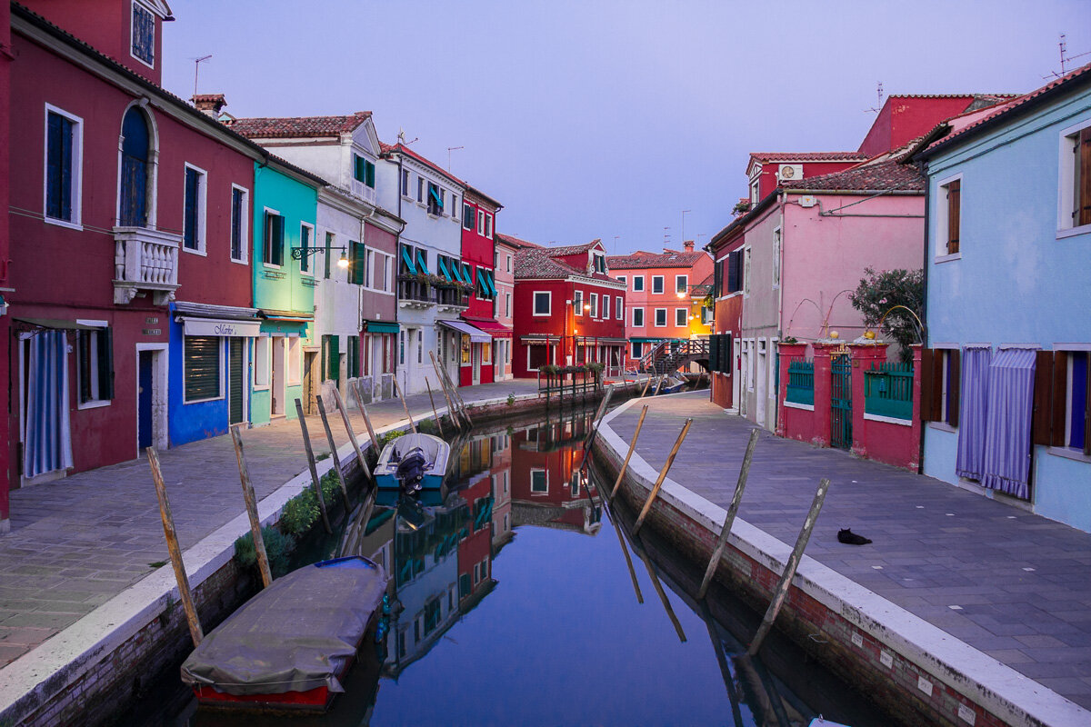 burano-evening-dusk-colour-color-houses-canal-venice-town-village-italy.jpg