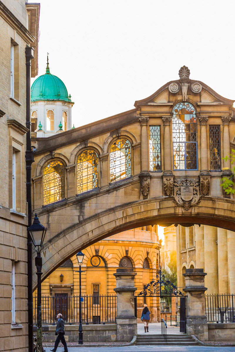 bridge-of-sighs-oxford-england-UK-university-city-united-kingdom-college.jpg