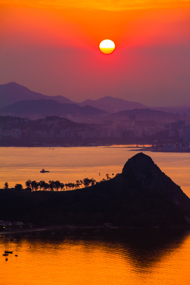sunset-rio-de-janeiro-view-niteroi-brasil-brazil-south-america-travel-trip.jpg