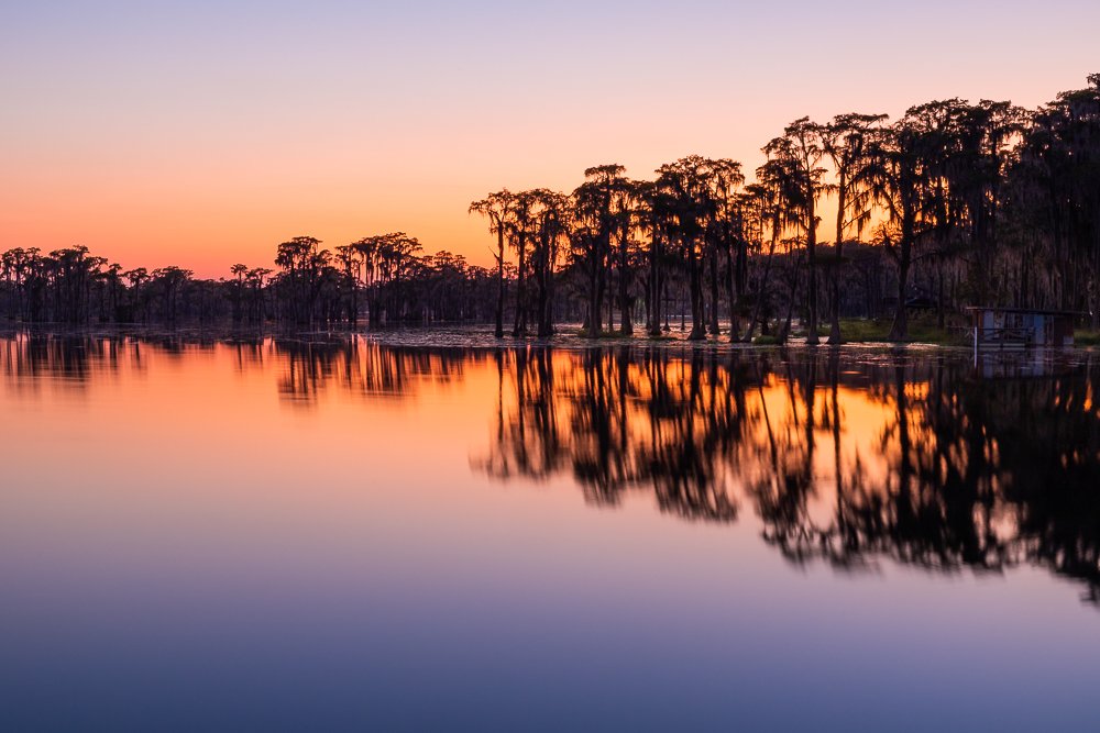 setting-sun-banks-lake-georgia-wildlife-refuge-GA-roadtrip-american-landscapes-united-states-photography-travel.jpg