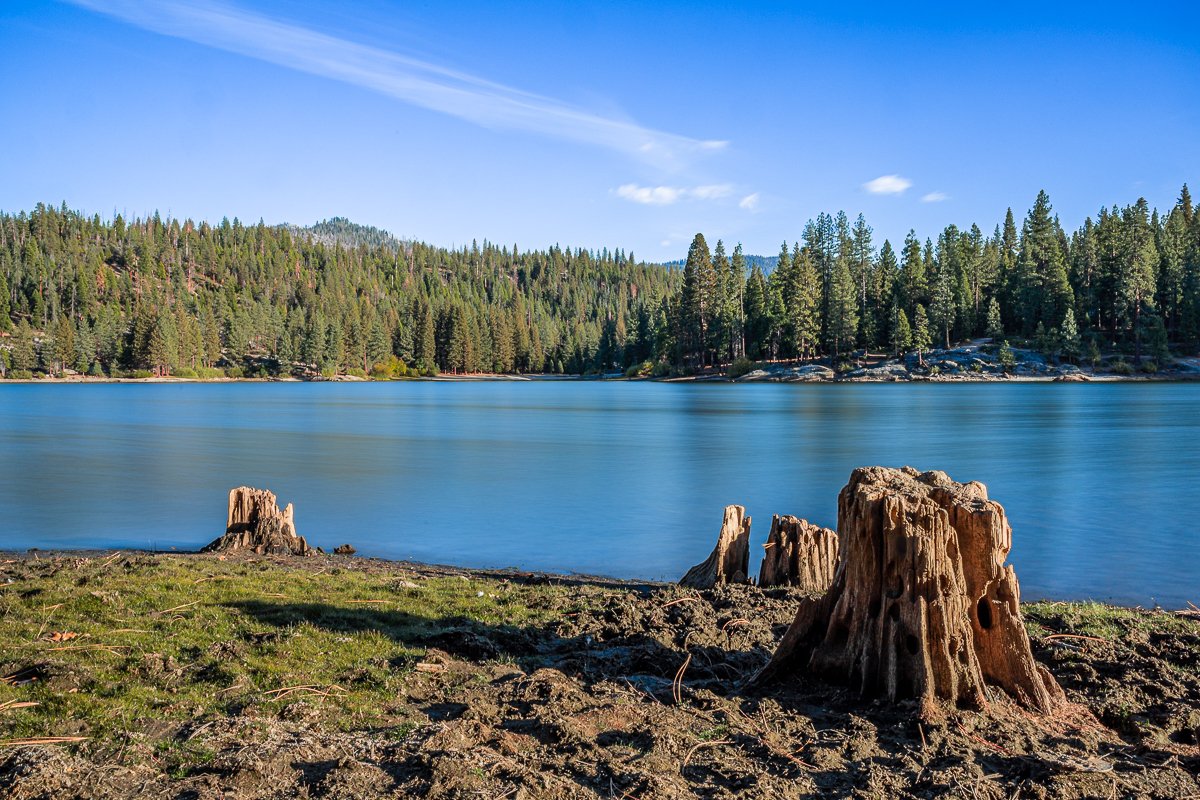 hume-lake-kings-canyon-national-park-lake-tree-stumps-long-exposure-photography-photographer-california-CA-US.jpg