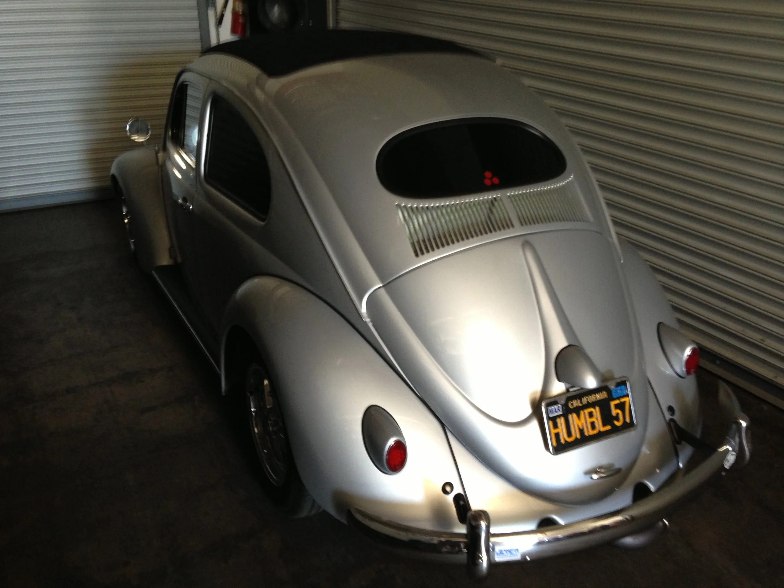 AmericanPictureCars_1957VolkswagenOvalWindow-1.JPG