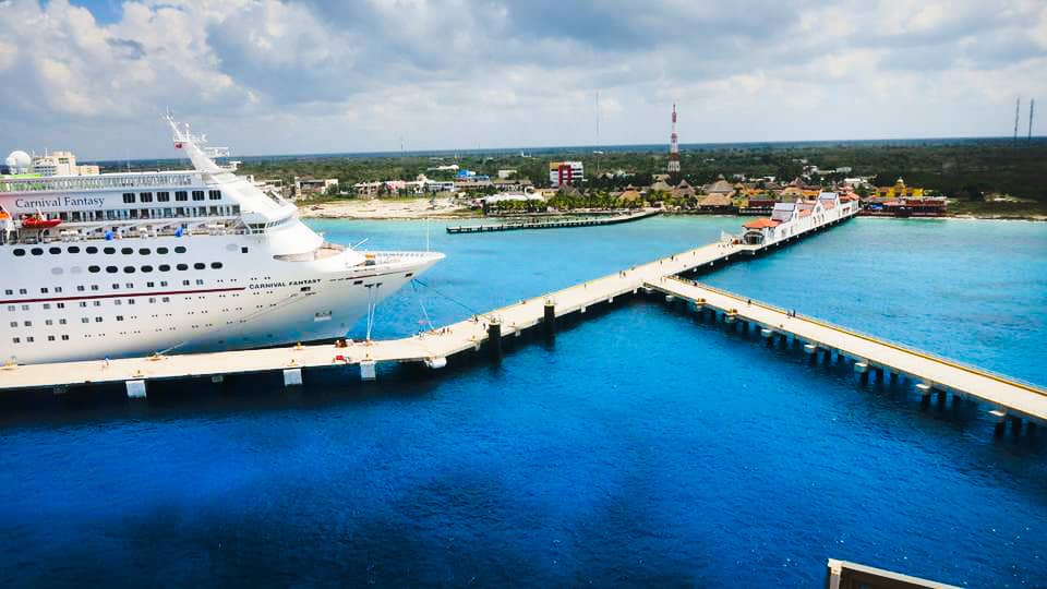 cozumelships4.jpg