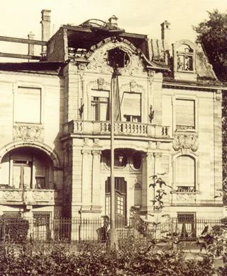 2_buerogebaeude2.jpg