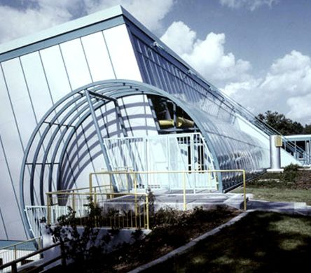 1_Sporthalle.jpg