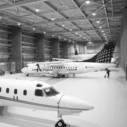 Sonderbauten_Flugzeughalle.jpg