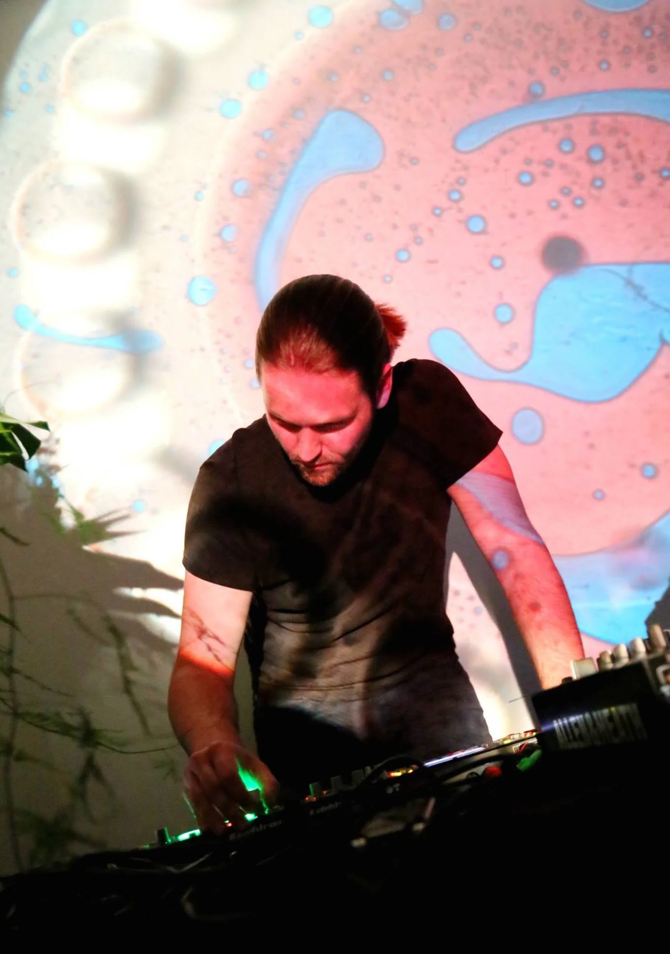 ADSR Artist Feature of Vancouver-based Domtron.