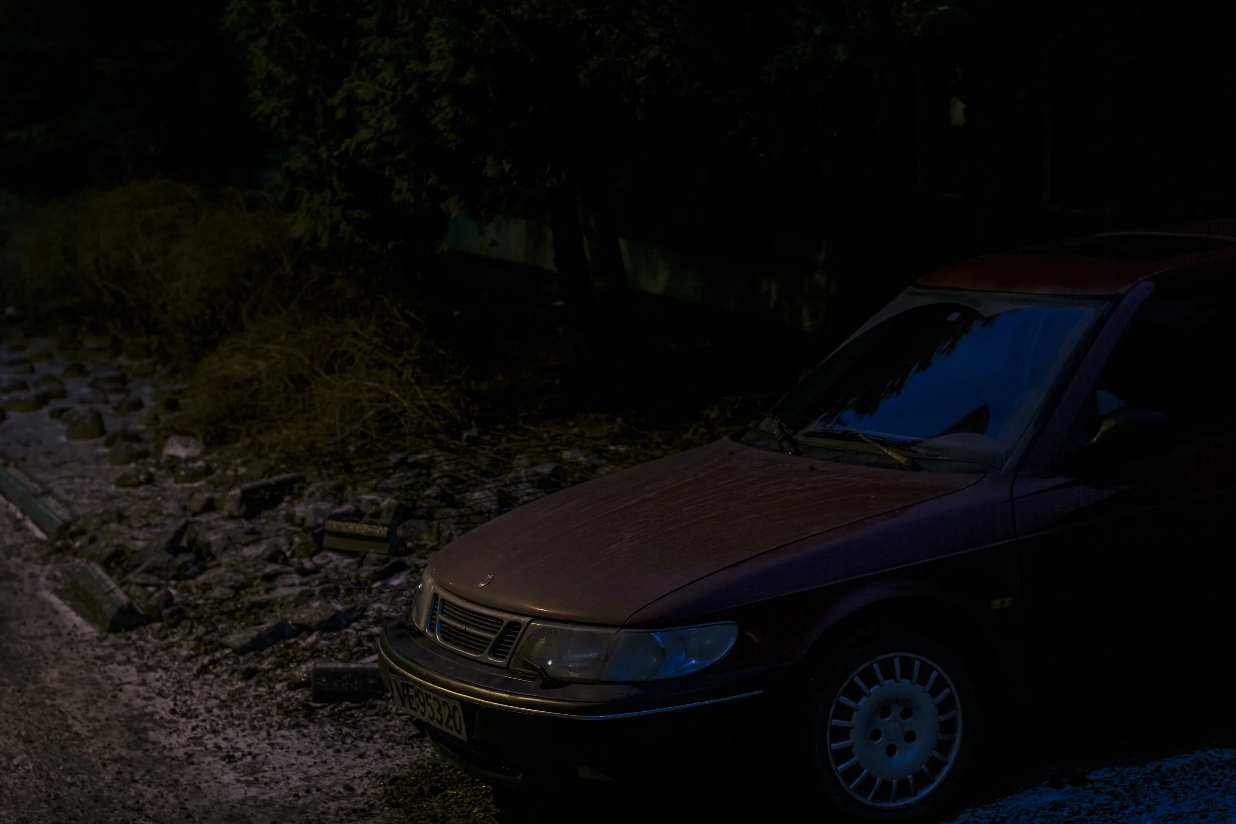 car2.jpg