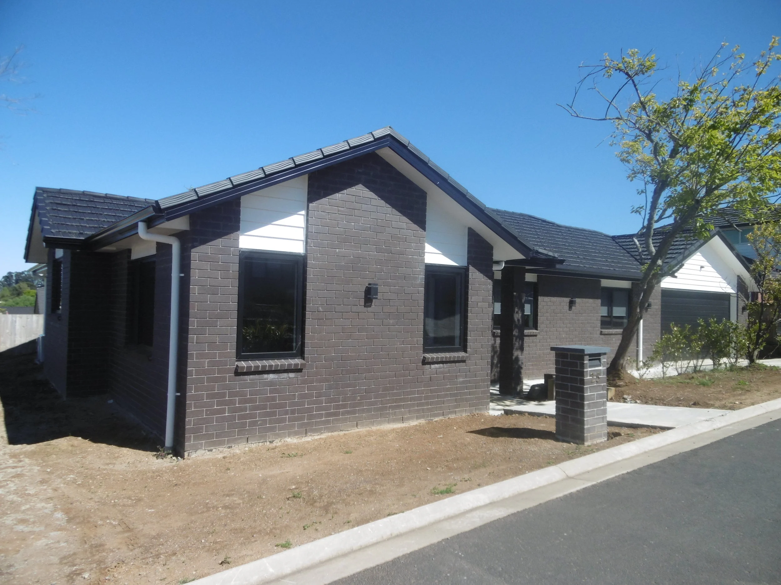 25 Cabourne Drive.JPG