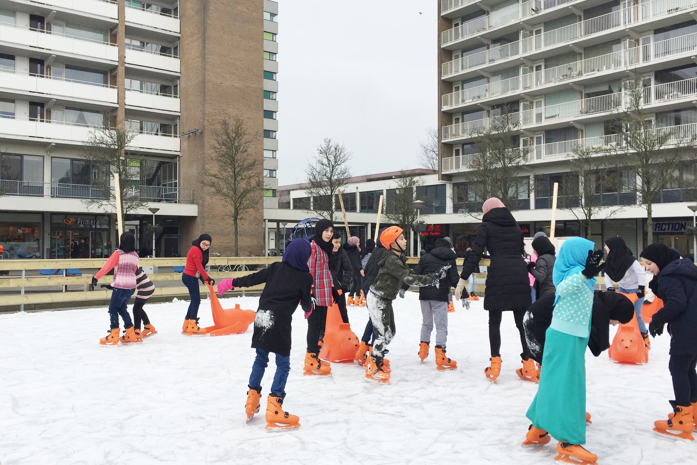 Icefun_Schaatsen_multicultural.jpg