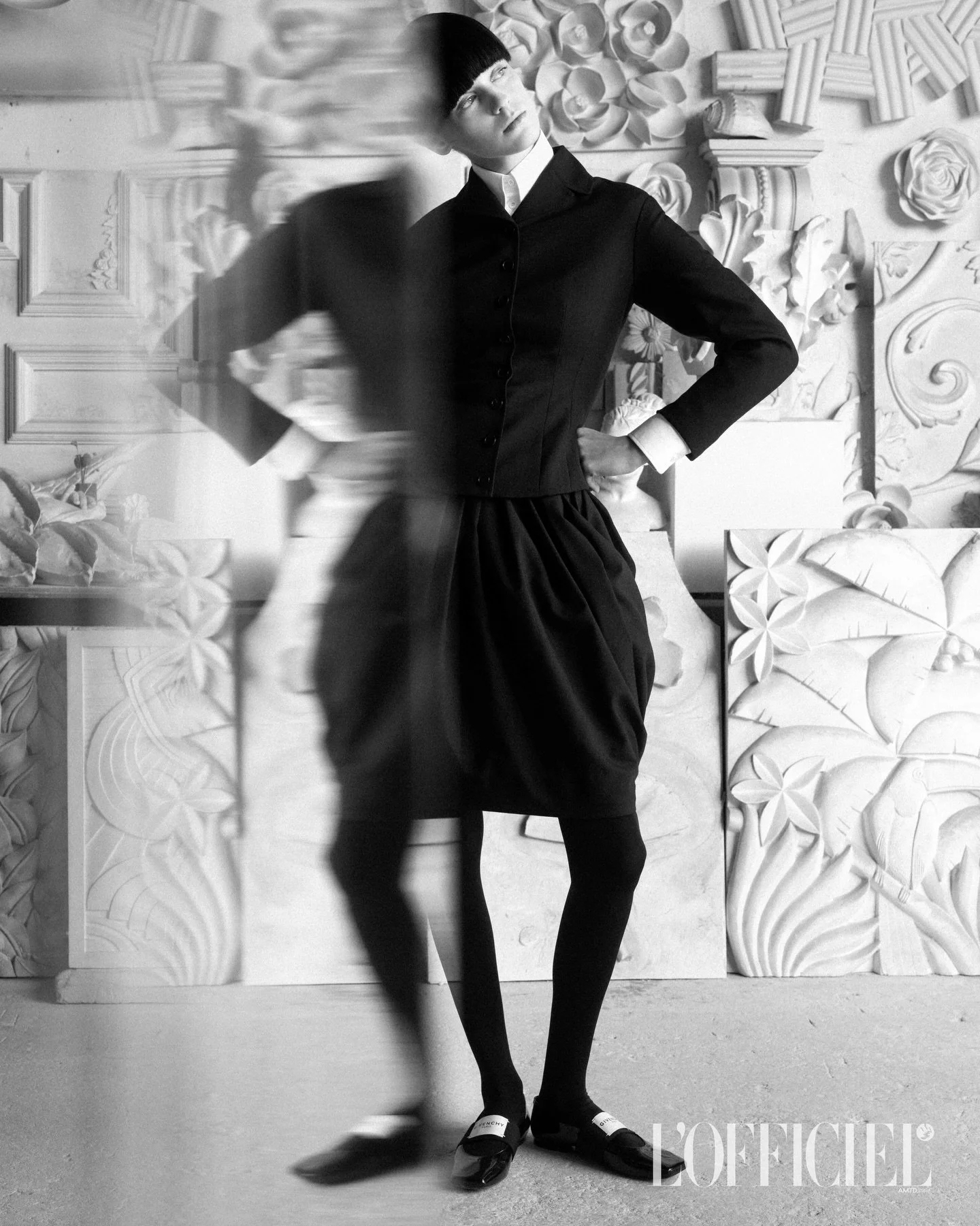 &ldquo;On the Other Side of the Mirror&rdquo; for the art issue of @lofficielitalia.

Global Chief Content Officer @baudogiampietro
Fashion director @therealgiuliamartinelli 
Photography @frederico_martins
Styling @iampaoloturina
Video @raulepsousa 
