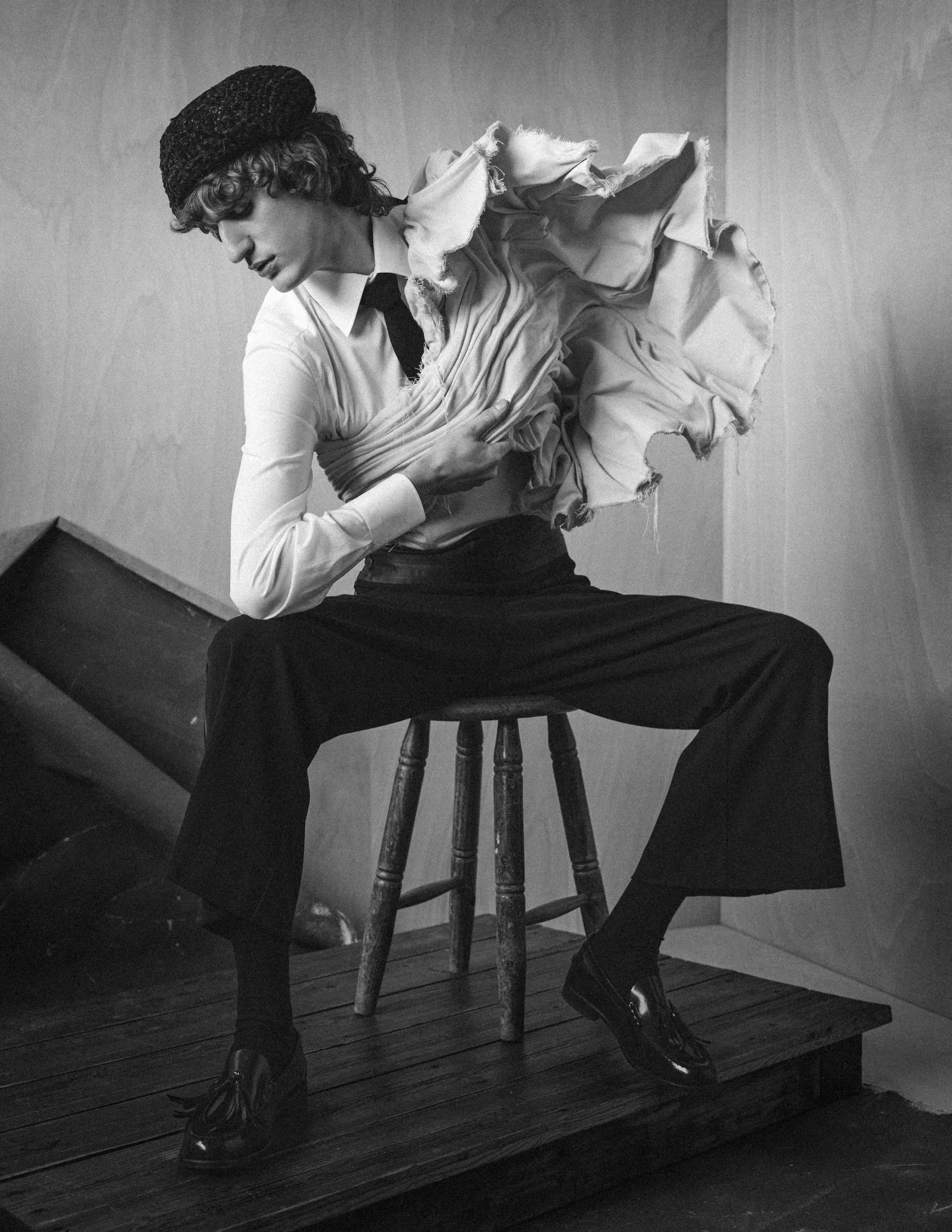 &ldquo;Art is also made of chalk lines drawn across fabric, of buttons chosen with care, of embroidery that tells stories, and of patterns that give shape to matter. It lives in the repeated gestures of those who cut, sew, and transform.
These are ga