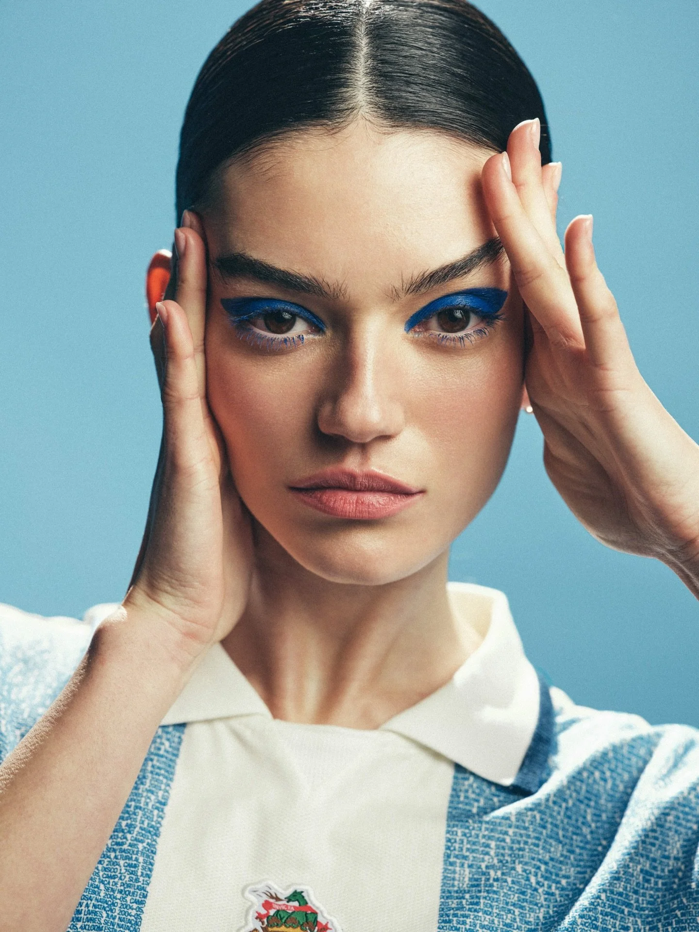 A Camisola do Presidente dos Presidentes

42 years. 2,594 titles. History written in blue.

Agency @thisispacifica
Models @anajjorge @rmateus16 @lourencocarvalho99 
Photographer @frederico_martins
Videographer @raulepsousa 
Casting @castingsbyjoanaca