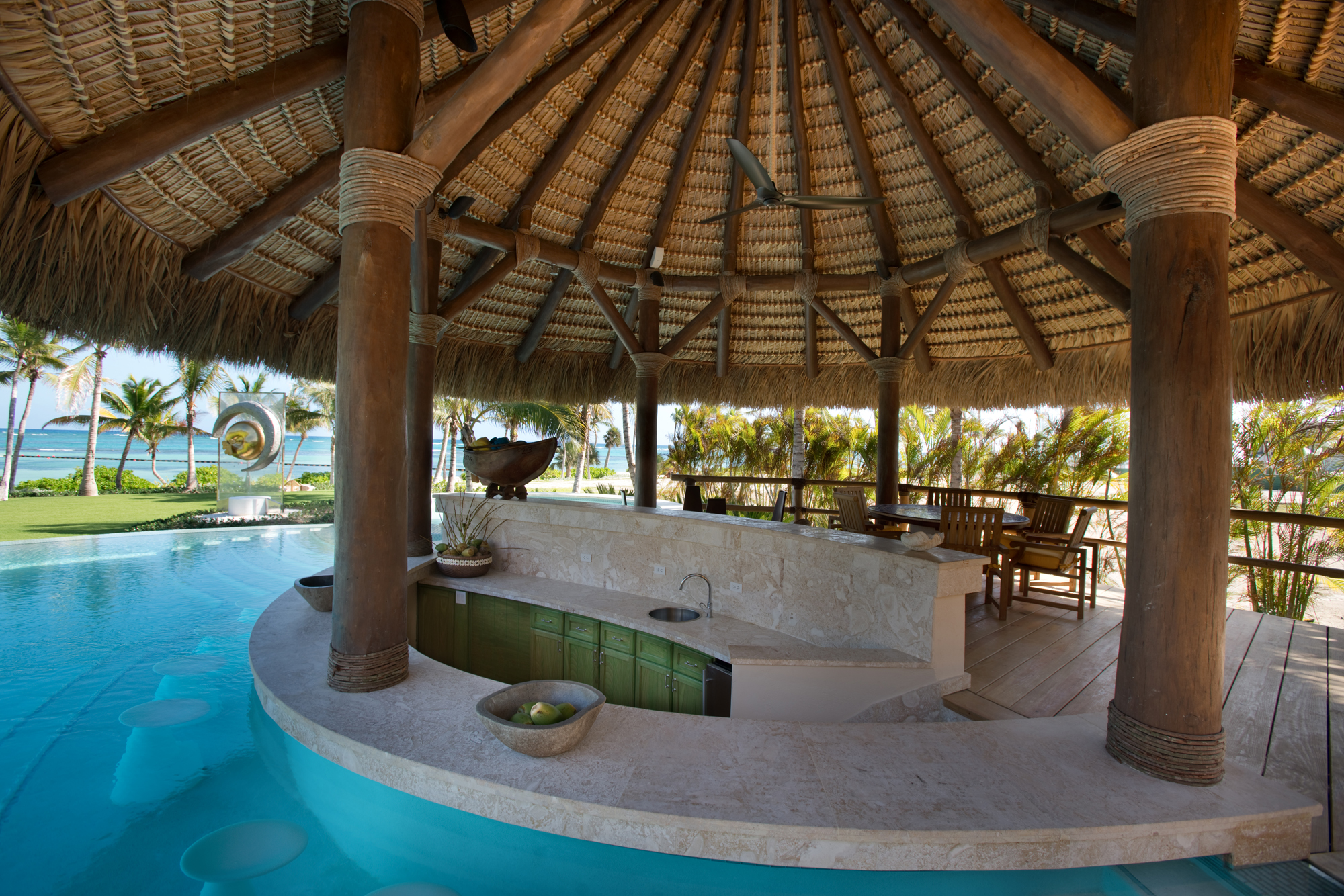 36 - Outside Pool house  - 06.jpg