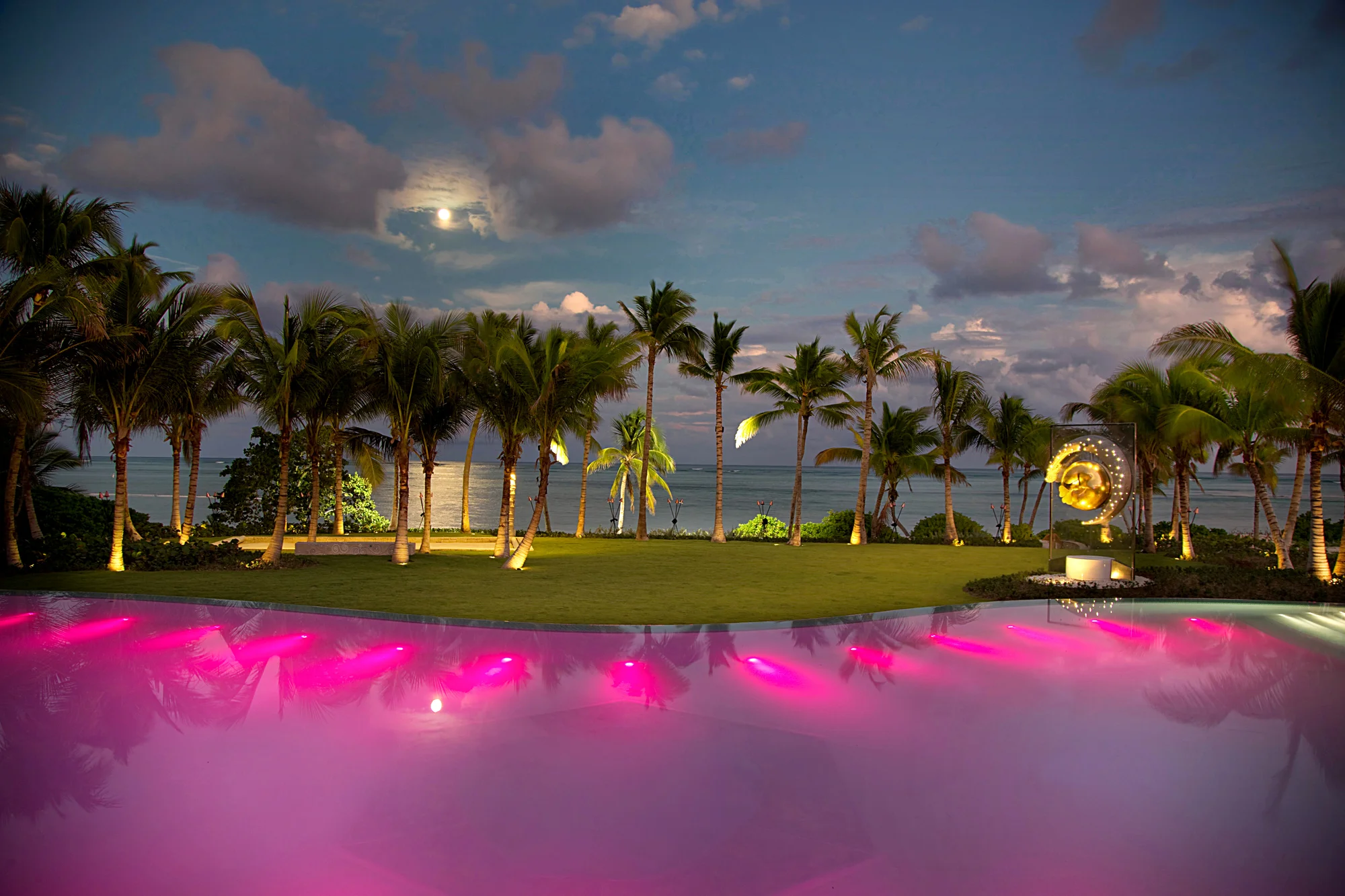 45 - Outside Pool side - 01.jpg