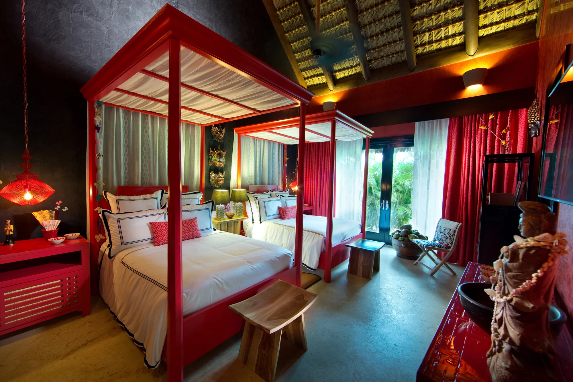 2 Full Beds