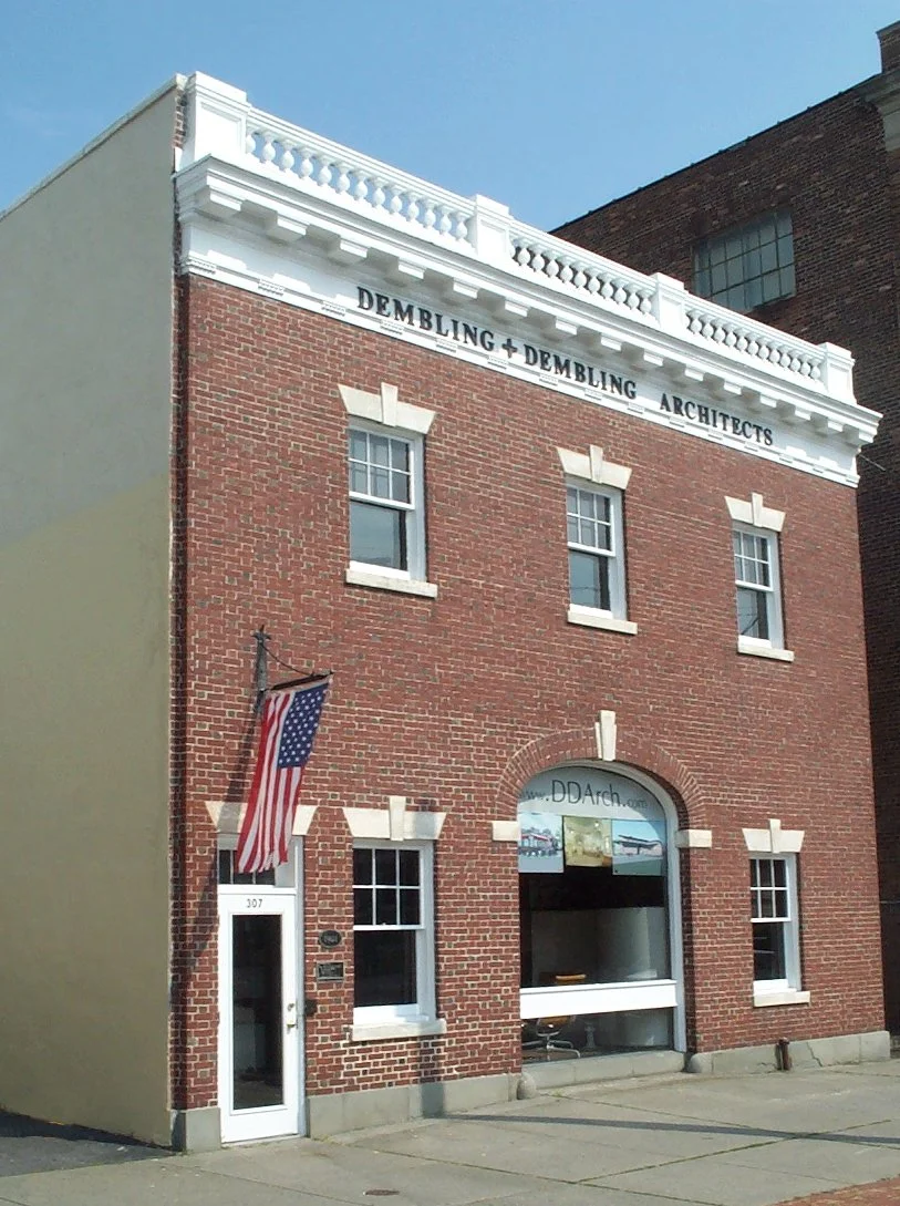 DDA_Bldg_09_2001.jpg