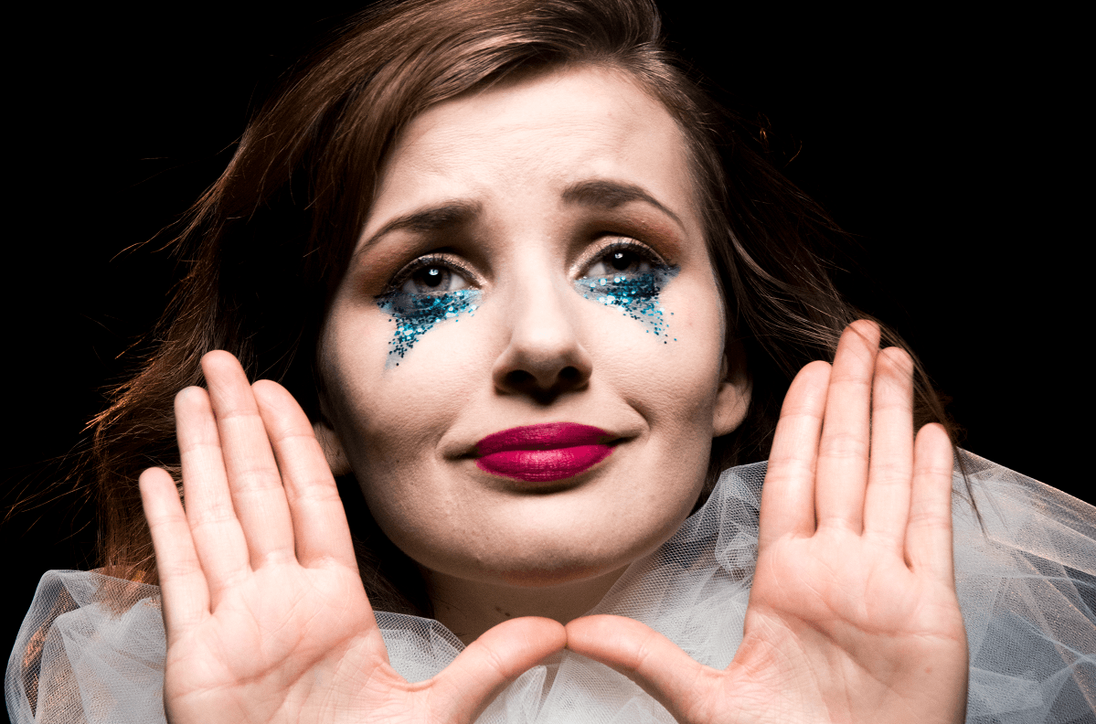HiRes-Hero-Misery-Loves-Cabaret-1200x792-1199x792.png