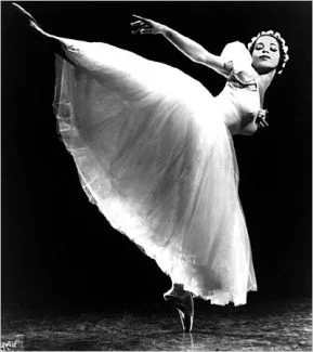 Raven Wilkinson, the first African-American woman to dance with the Ballet Russe