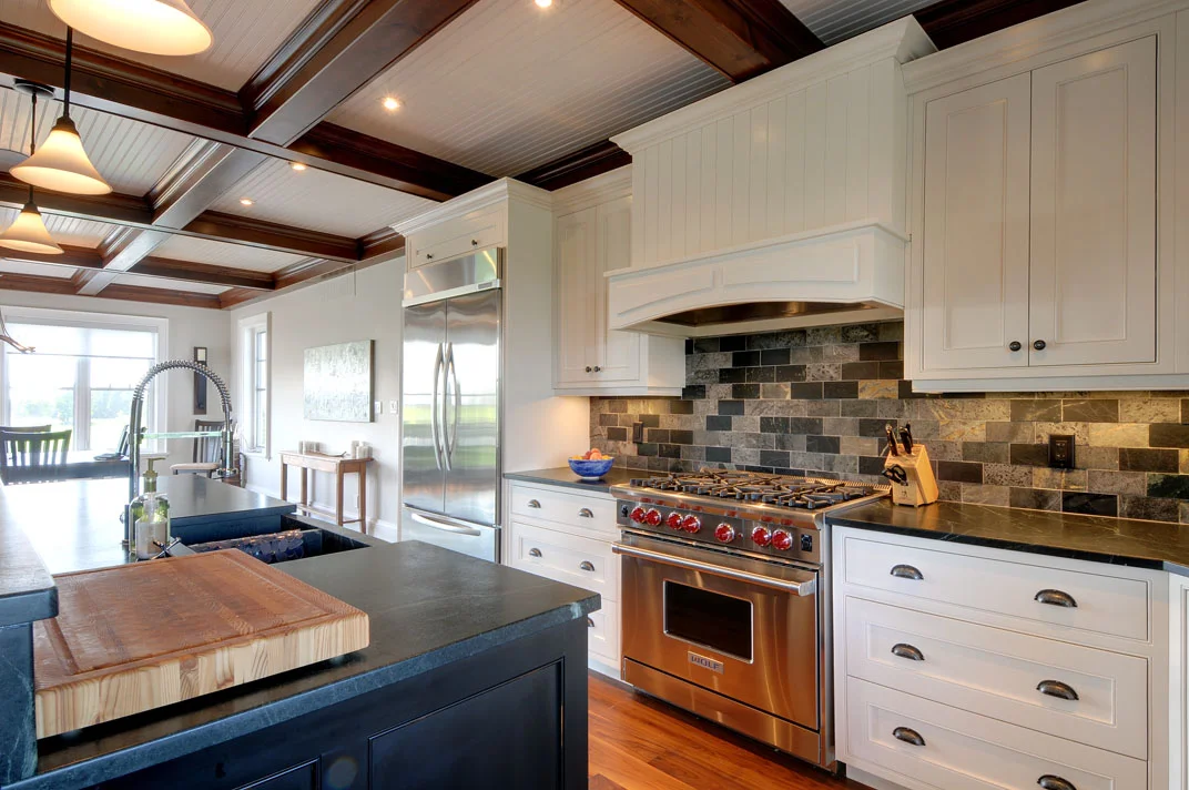 Feature custom home from L. Patten and Sons gallery