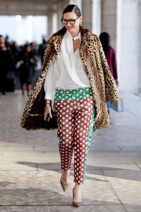 If Jenna Lyons isn't eccentric I don't know who is. Yet there is something so approachable about her method that with a little training I think her look is totally achievable! To see more of Jenna's incredible styling, check out here . 