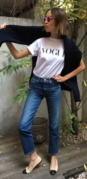 Alexa Chung in Relaxed Jeans and Vogue T-Shirt.jpg