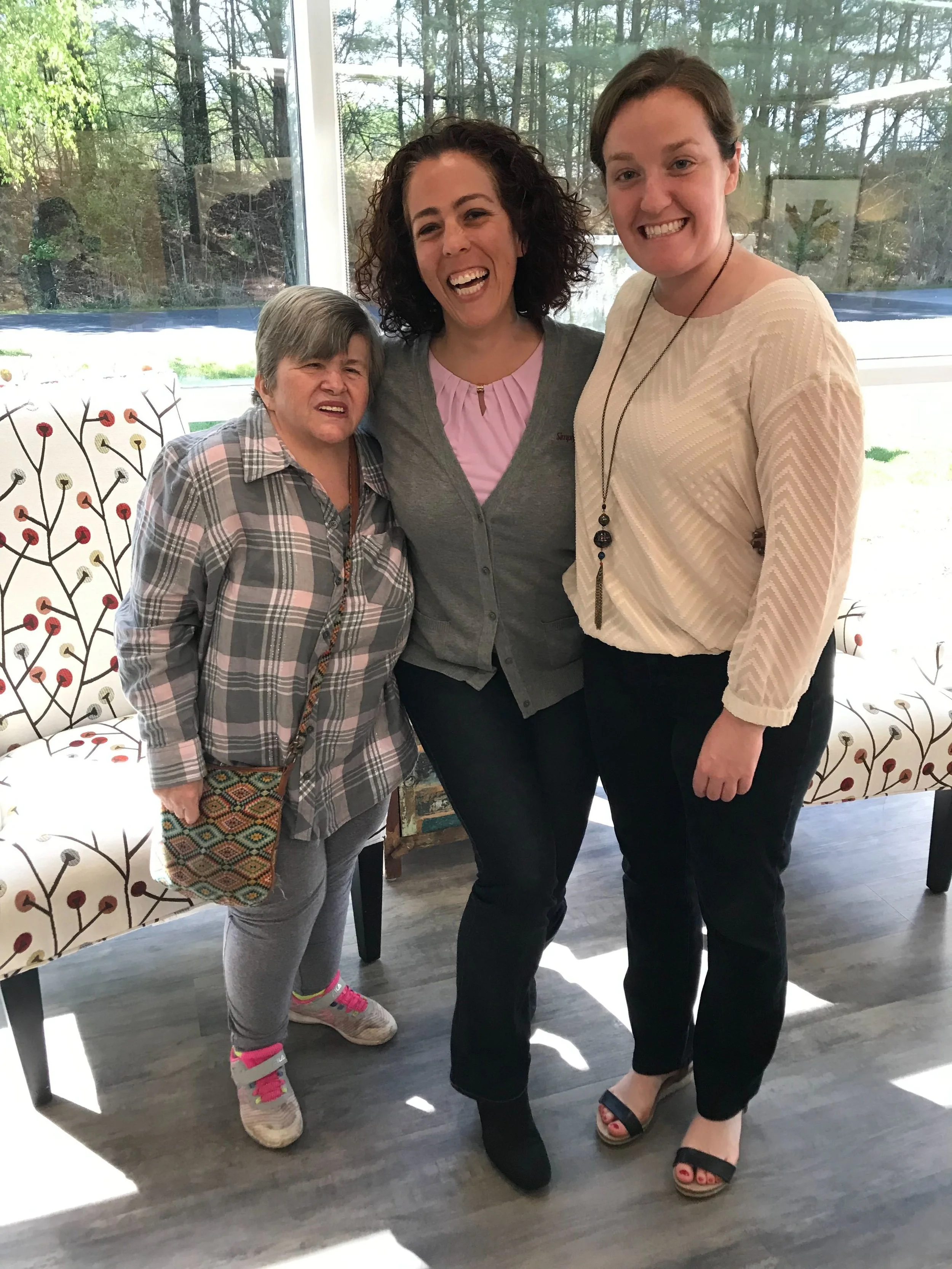  Vicki poses with  Simply Home staffers Jessica and Hannah 