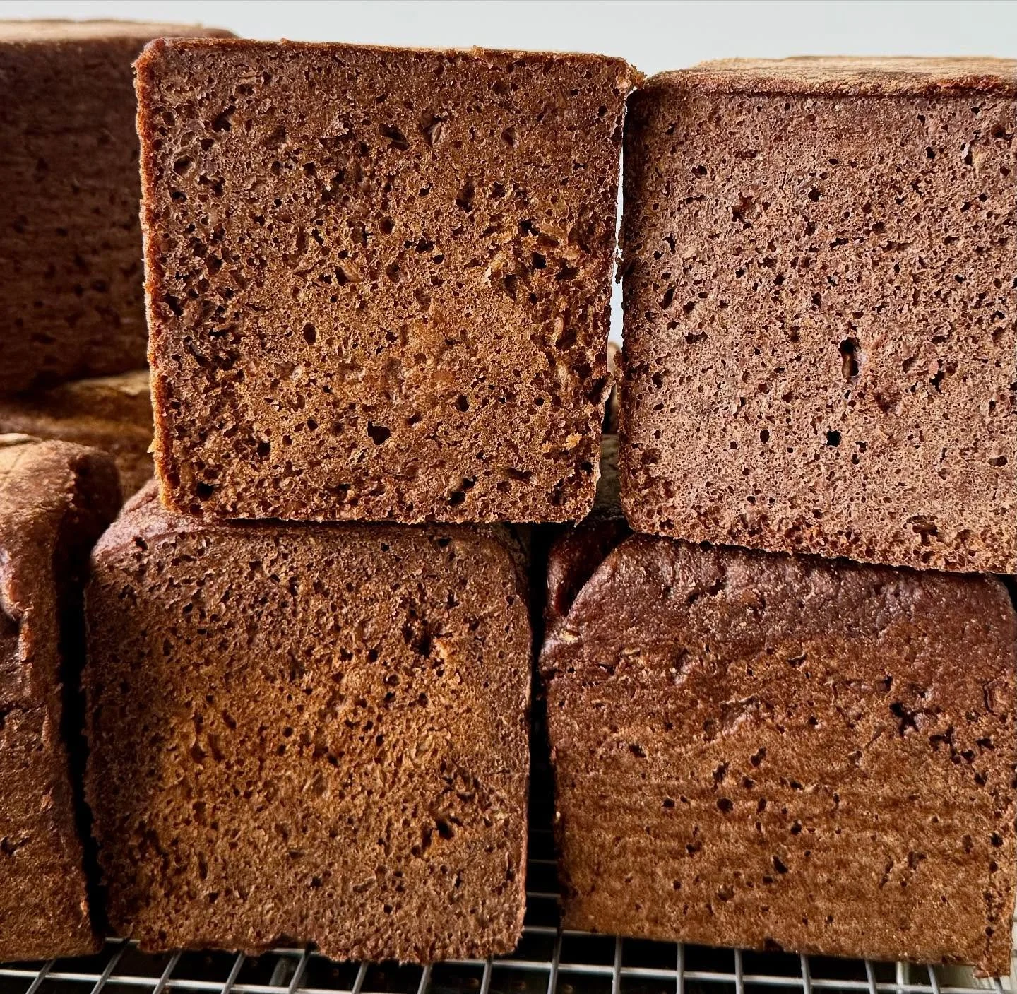 We are at the PSU Market tomorrow for our last market of November. Come get crackers, crisps, granola, and  bread: 🌾Purple Karma Barley, 🌾Einkorn Pepita, 🌾Walnut Red Fife,🌾Whole Wheat Oat Porridge, 🌾Pumpernickel 🌾 Seeded Buckwheat (Wheat Free)