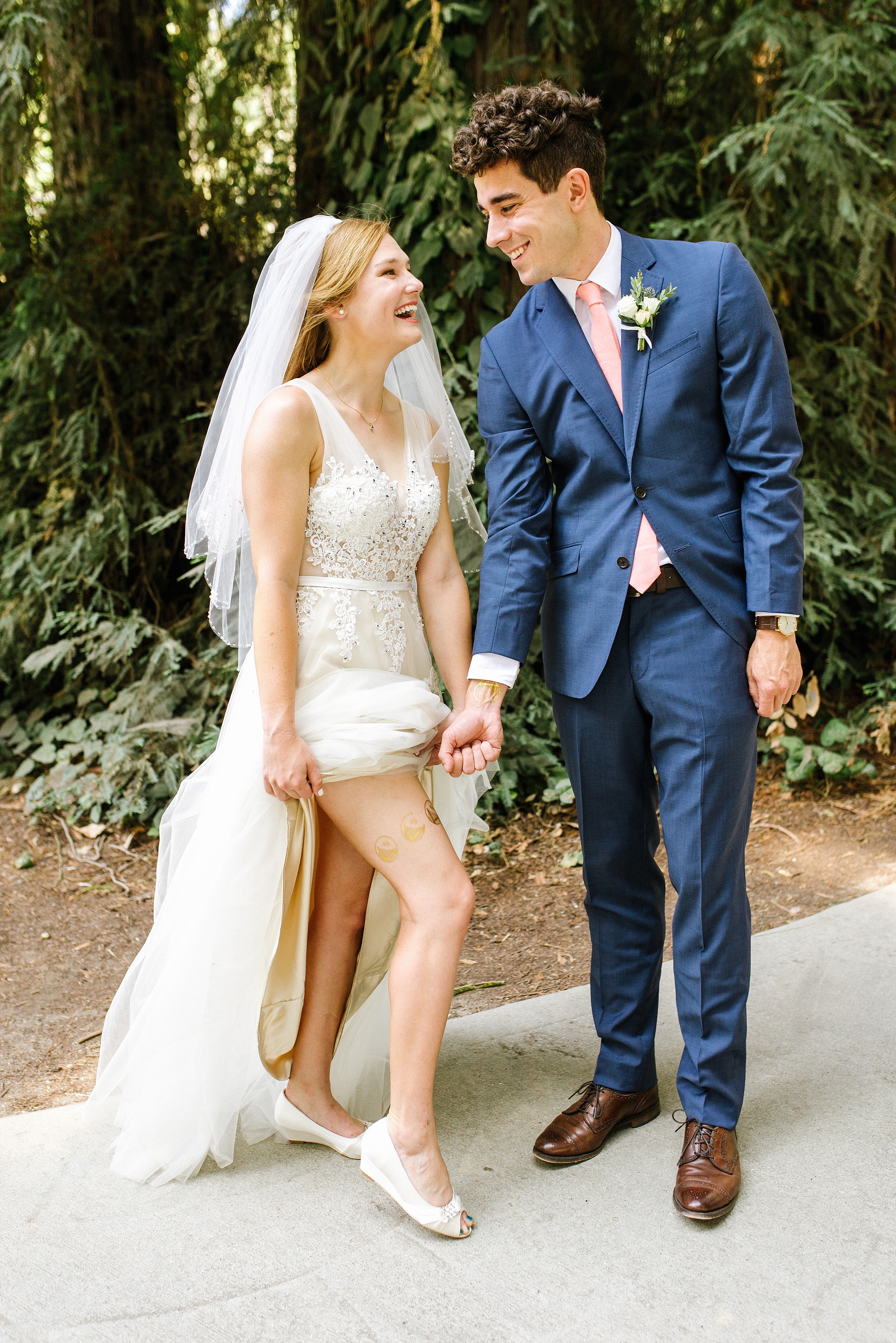 Amphitheatre-of-the-Redwoods-wedding-erikariley_chelsea-dier-photography_0011.jpg