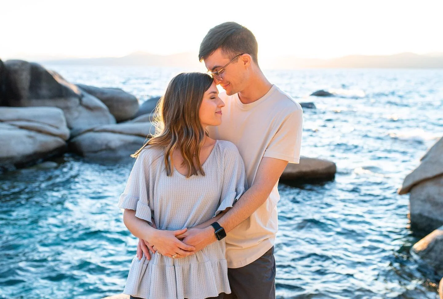 In 24 hours I connected with Mal + Noah to shooting their &ldquo;souvenir&rdquo; travel session at my most favorite place!! ✨

They&rsquo;re in Tahoe for a wedding and vacation and wanted photos as a souvenir of their trip &mdash; which I think is so