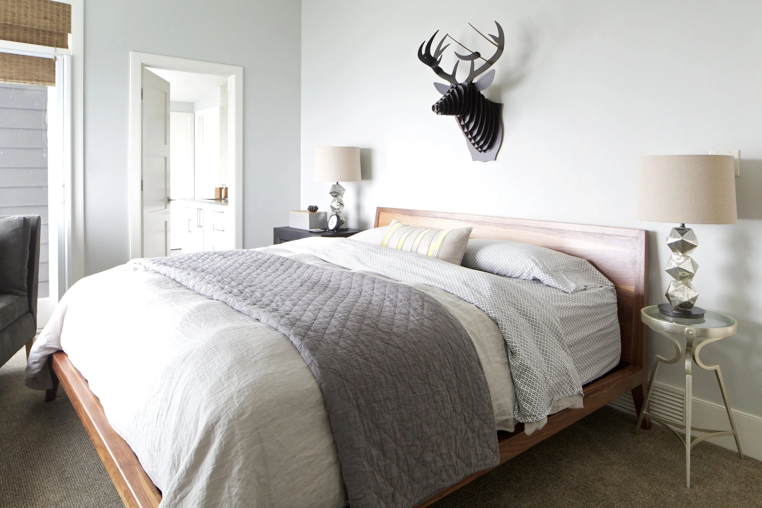 Sylvan Lake Family Cottage, Nyla Free Designs Inc., Calgary Interior Designer, Phil Crozier Photography