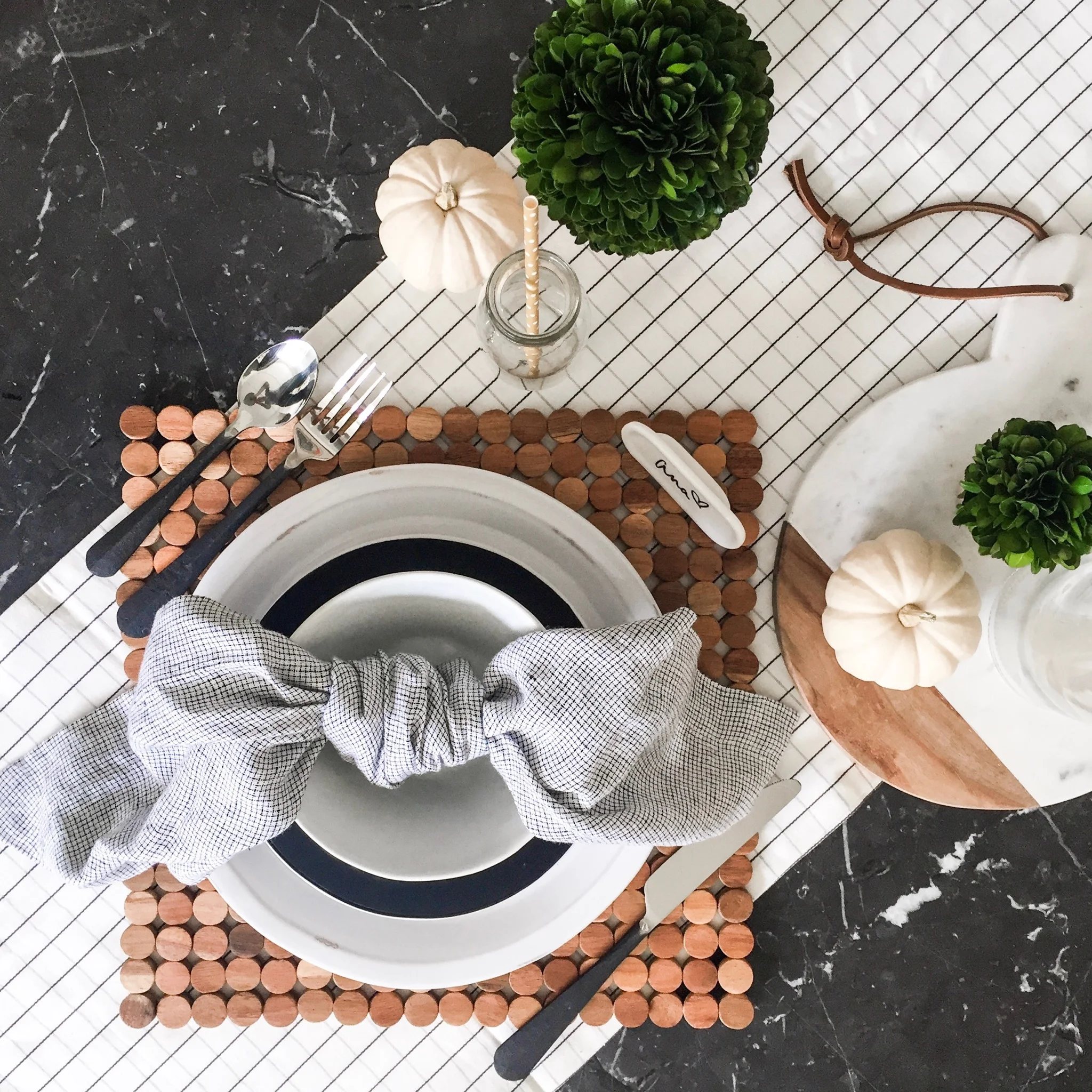 3 Unexpected Ways To Set Your Thanksgiving Table