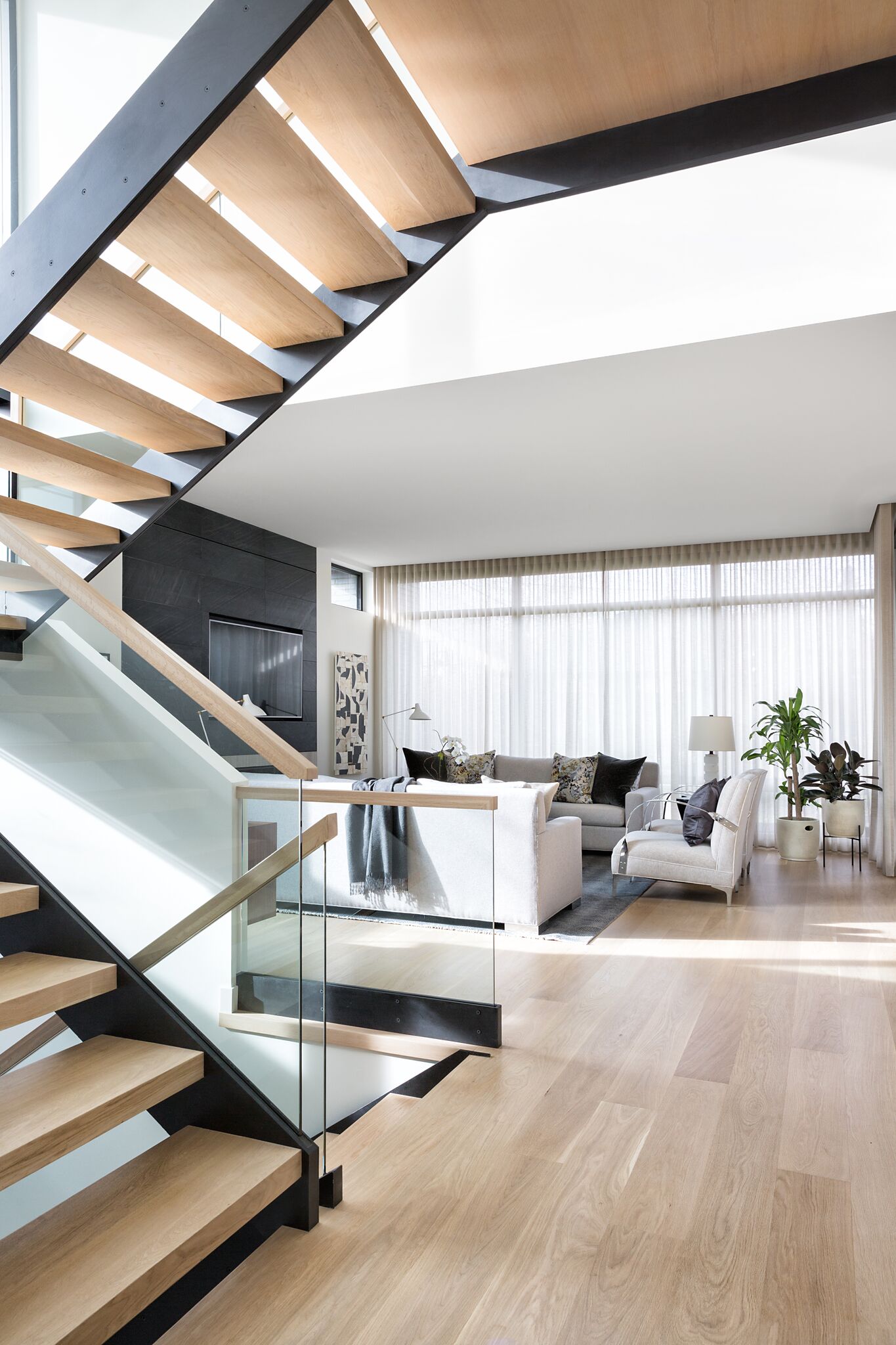 Elbow Park Modern, Nyla Free Designs, Calgary Interior Designer, DeJong Design Associates, Insignia Custom Homes, Phil Crozier Photography