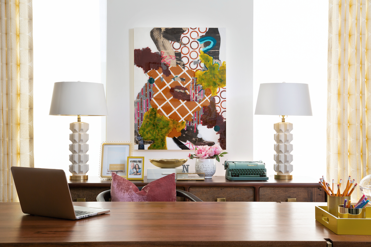 Nyla Free Designs Office Space, Calgary Interior Designer, Phil Crozier Photography #officedesign #studiospace #interiordesign #creative #entrepreneur