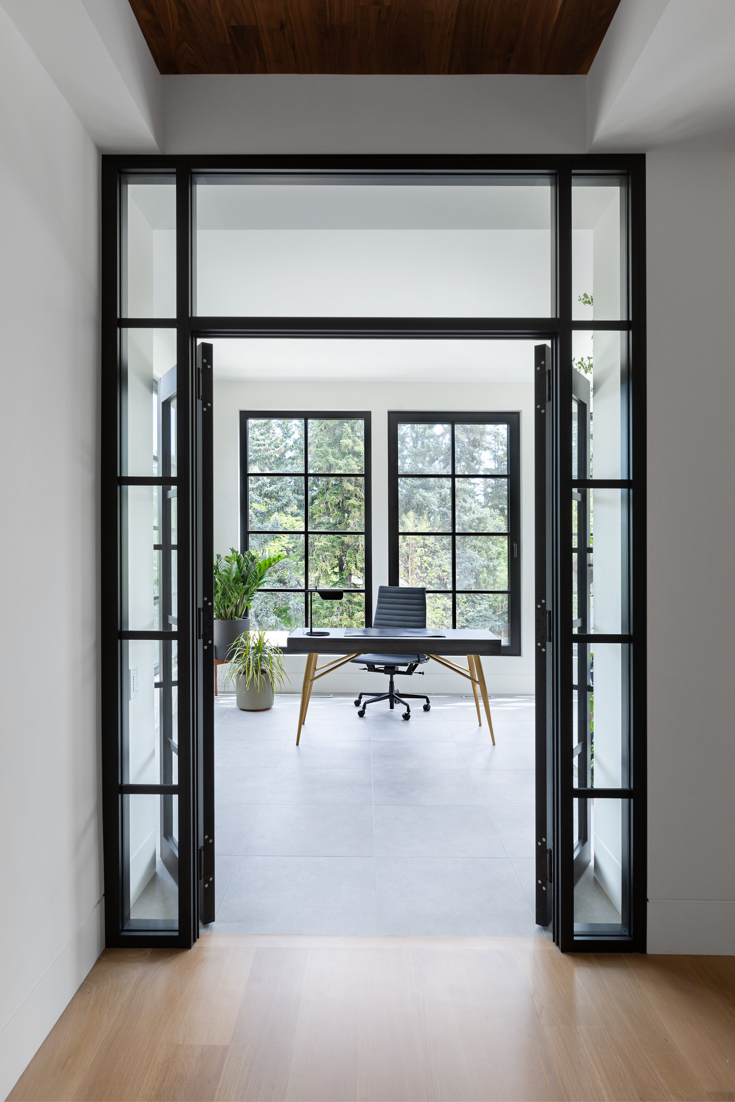 Modern Office Space, Mount Royal, Nyla Free Designs, Calgary Interior Designer, Davignon Martin Architecture, Stonewater Homes, Phil Crozier Photography