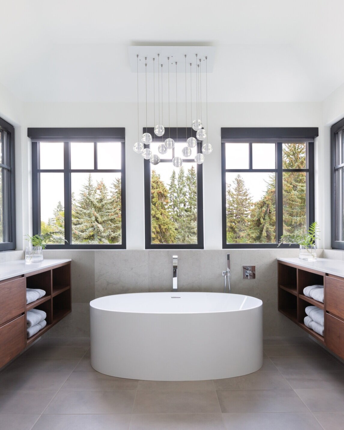 Pros And Cons of 9 Bathtub Materials - Inman