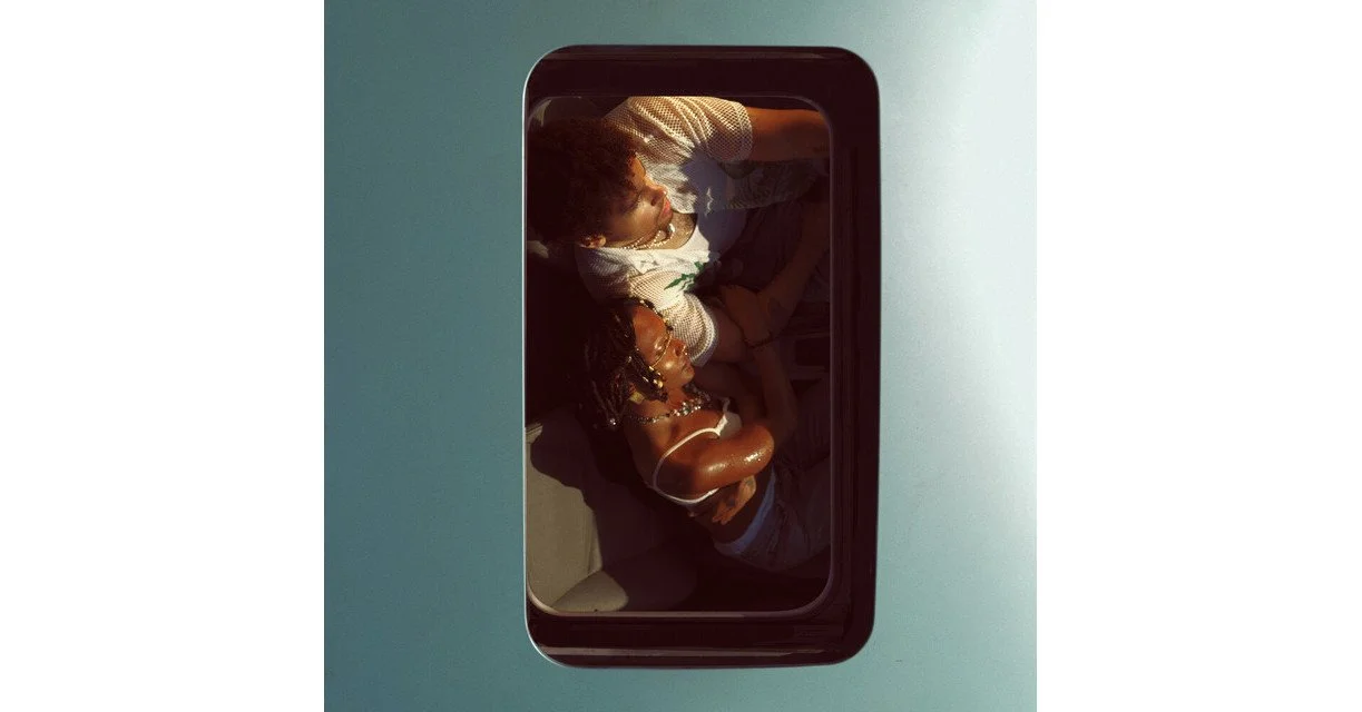 NoMBe - "Space for Two"